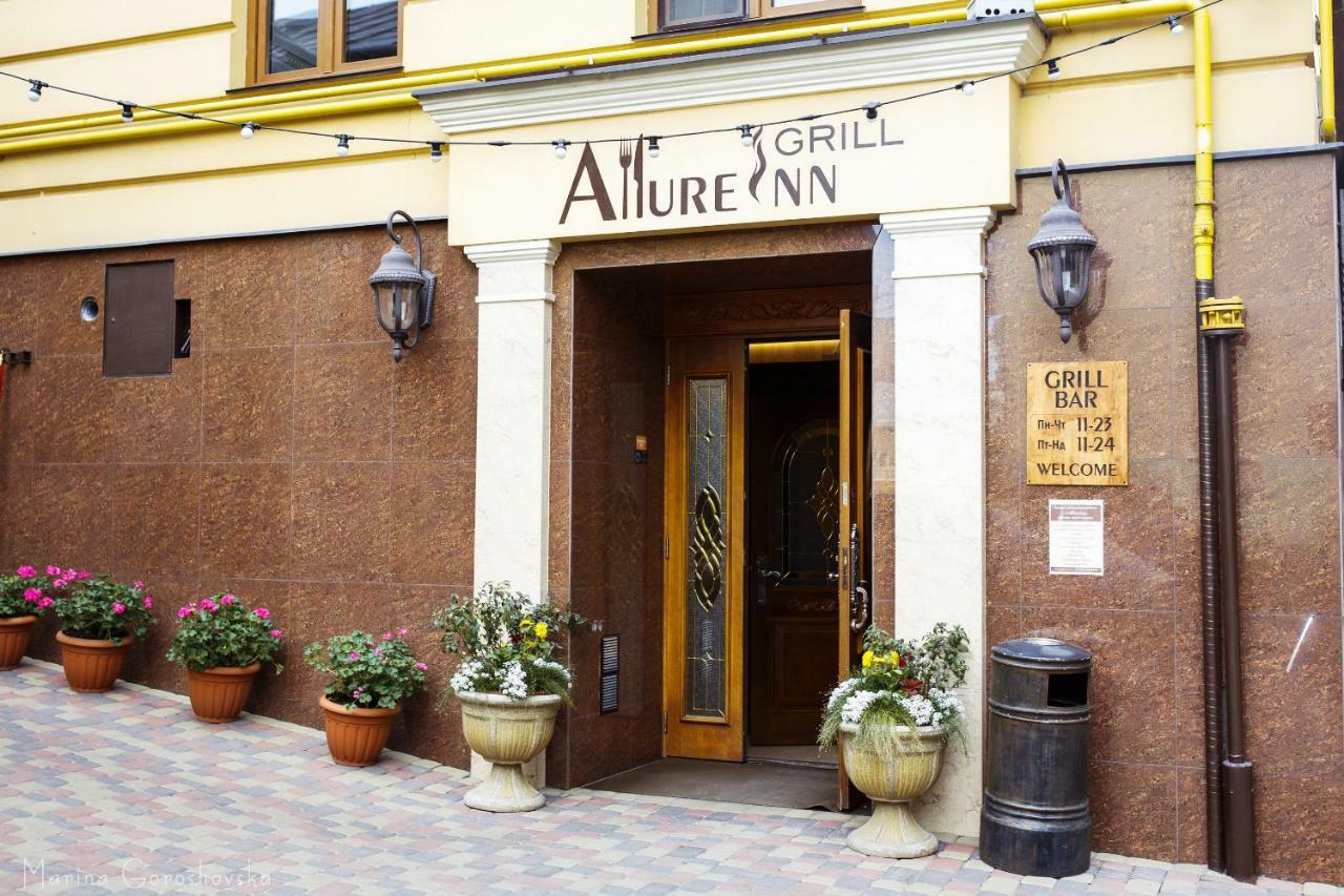 Allureinn Hotel And Spa Tjernivtsi Exteriör bild